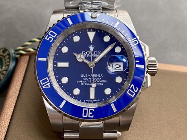 激安ロレックス背面デザイン